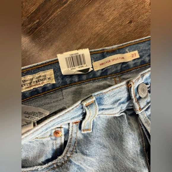 Levi’s NWT Ribcage Split Flare Jeans Size 27 x 32 - Picture 10 of 12